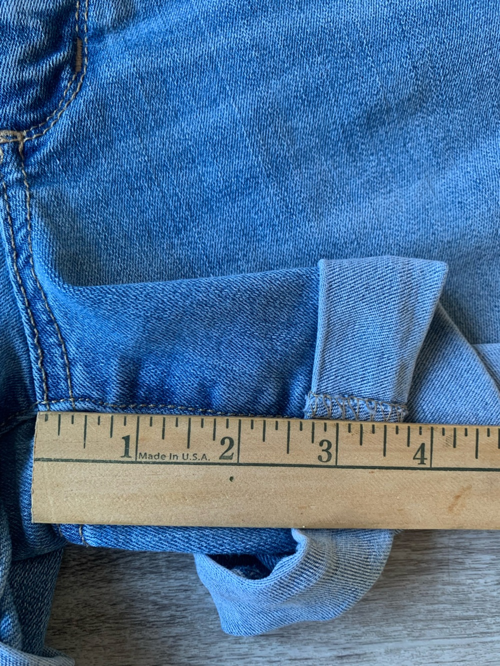 Universal Thread high rise midi Rolled Hem Denim Shorts- light/medium blue wash - Picture 4 of 9